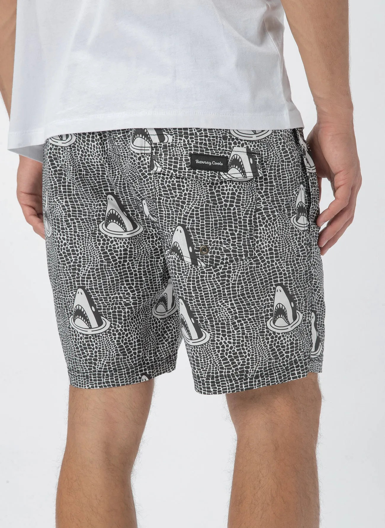 Amphibious 17" Swim Short Shark Bait
