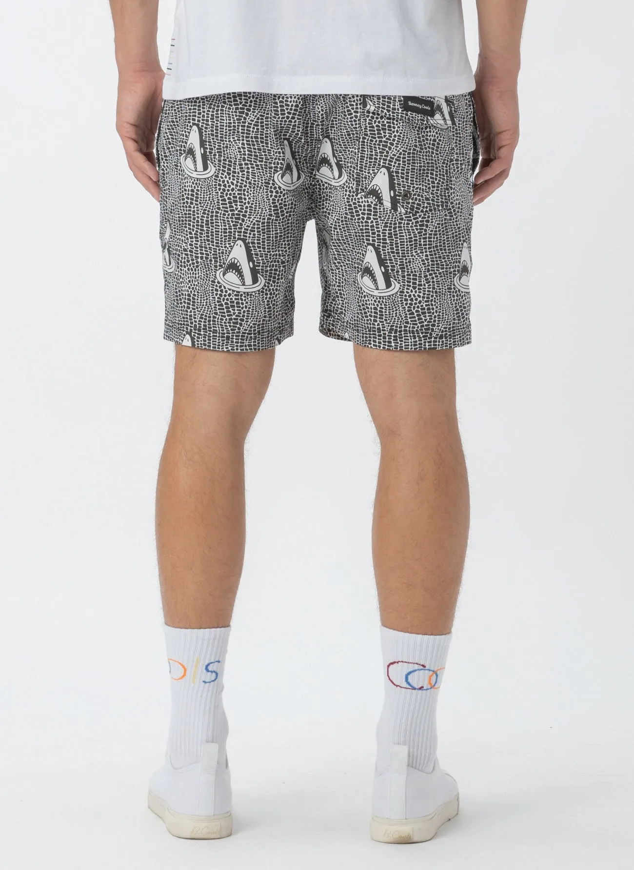 Amphibious 17" Swim Short Shark Bait
