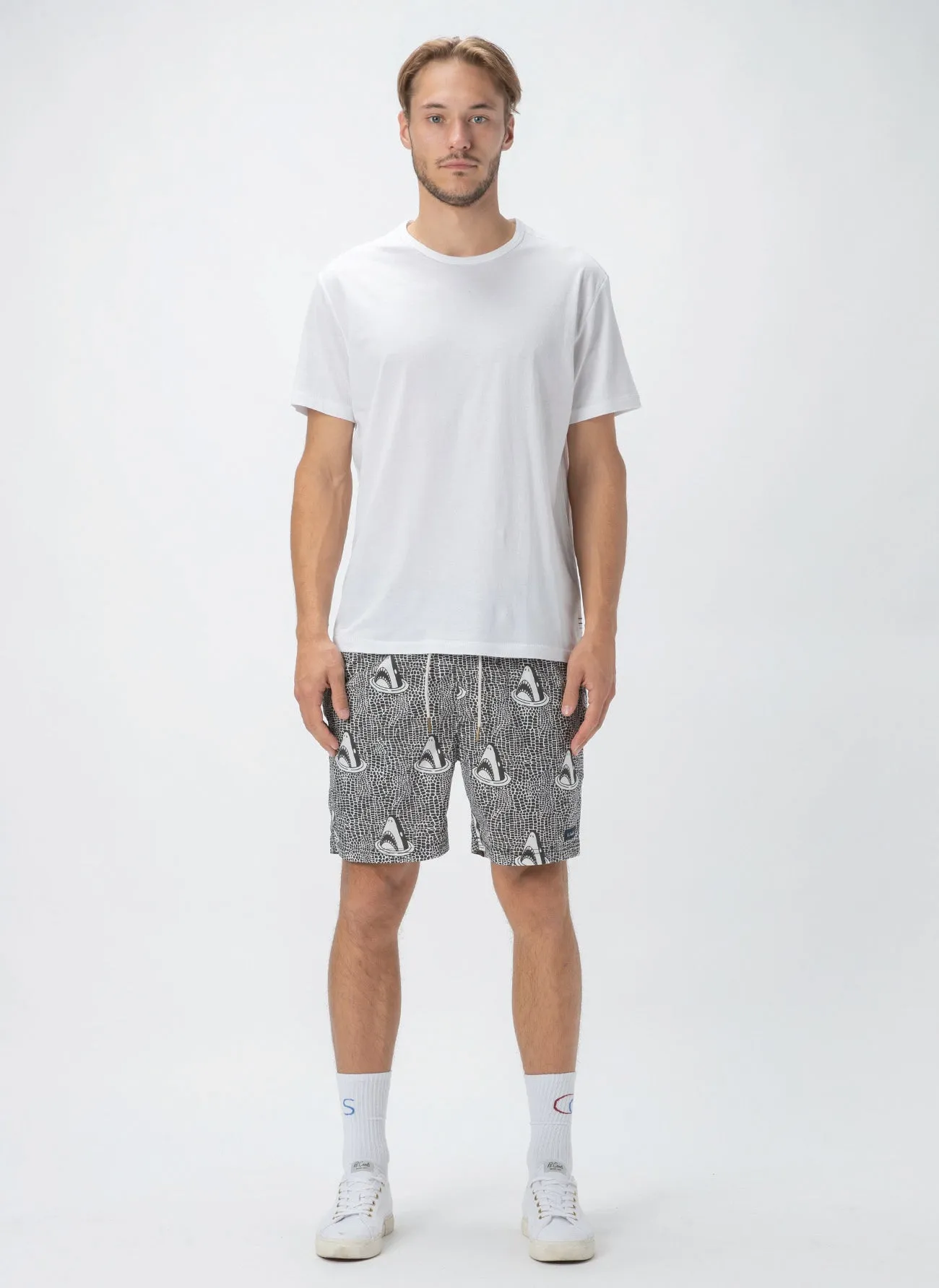Amphibious 17" Swim Short Shark Bait
