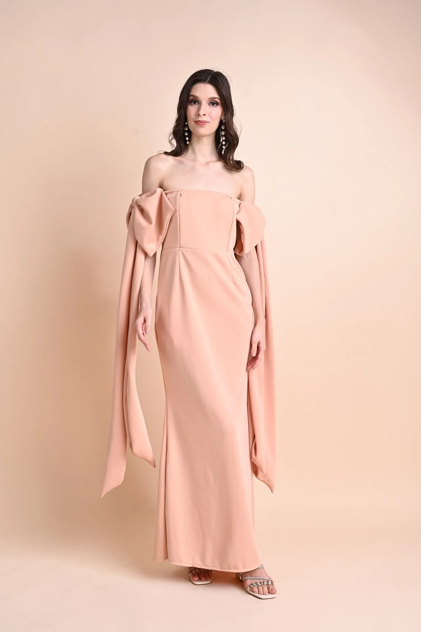 Gown: Daisy