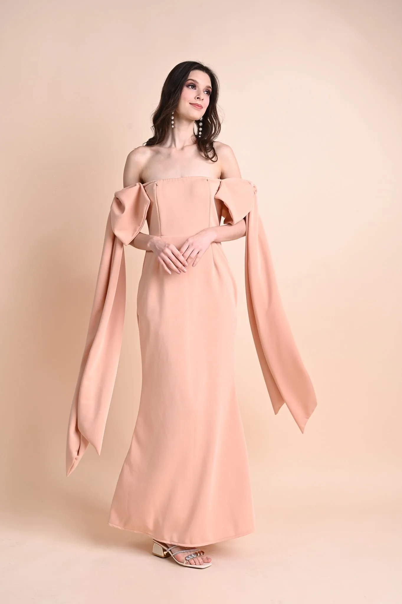 Gown: Daisy