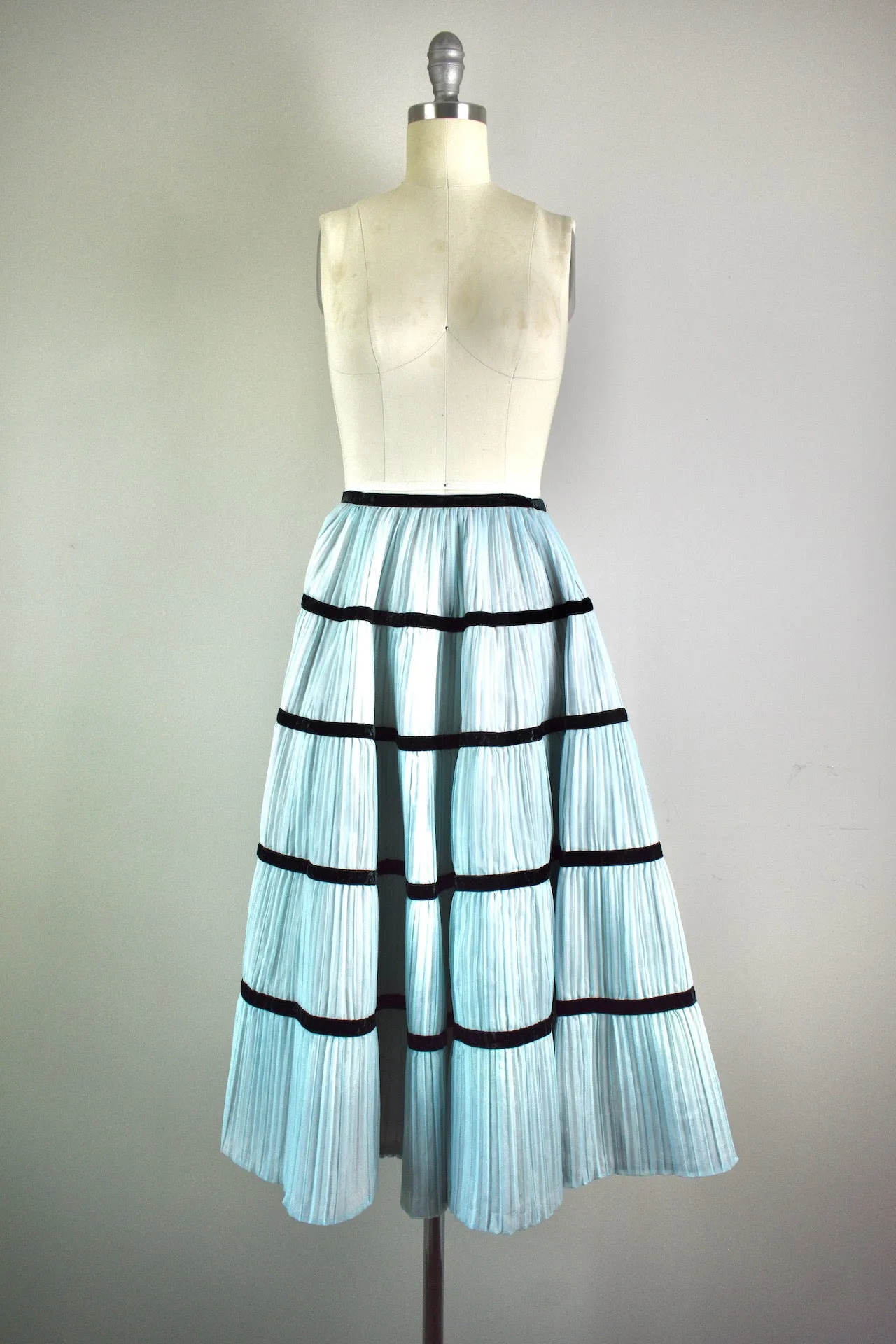 Vintage 1950s Velvet Ribbon Circle Skirt by Ann Kelly of California